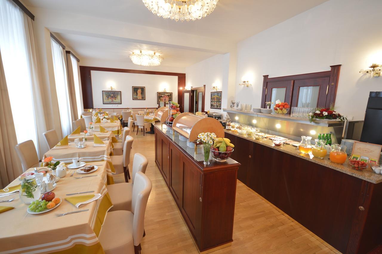 Grandhotel Garni Jihlava Eksteriør billede