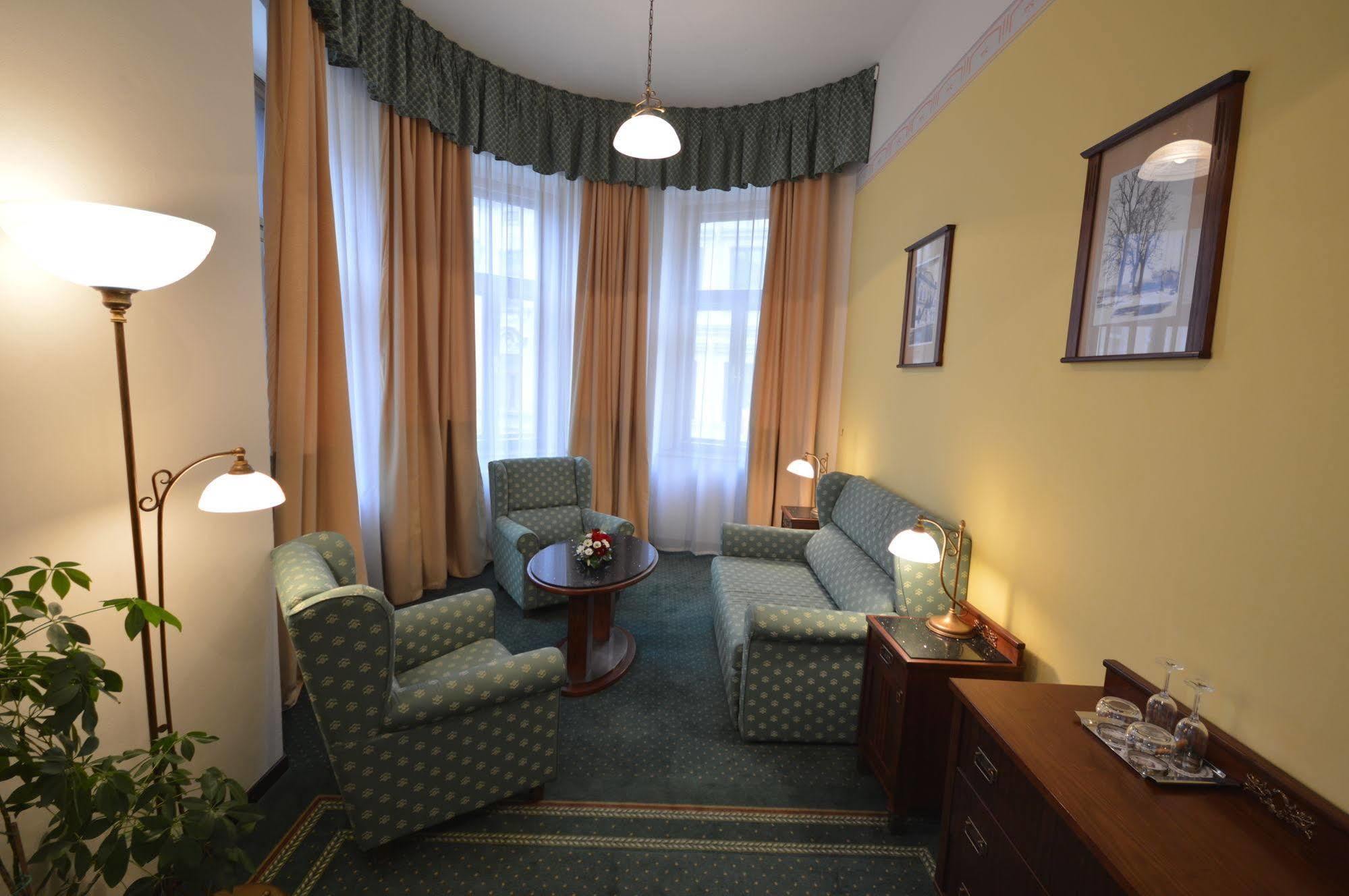 Grandhotel Garni Jihlava Eksteriør billede